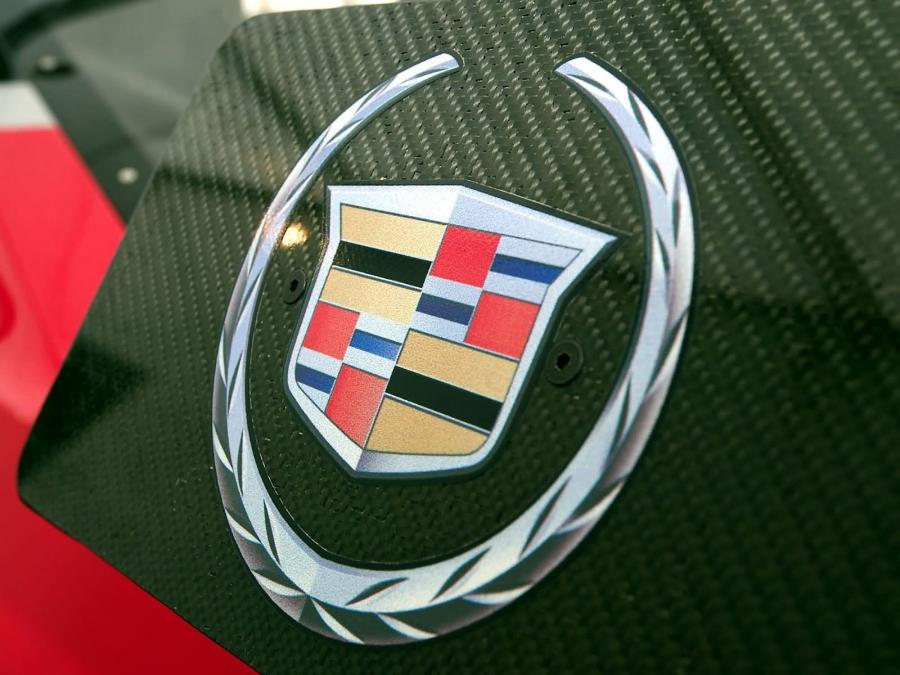  Cadillac CTS-V Race Car 2004 года  (фото 11 из 33)